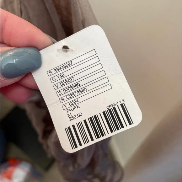 NWT URBAN OUTFITTERS TANK MEDIUM - Picture 3 of 5